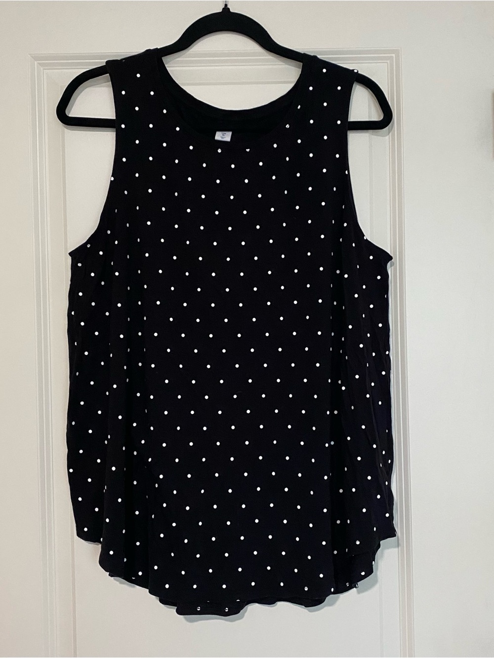 Old Navy Black Polka Dot Sleeveless Tank